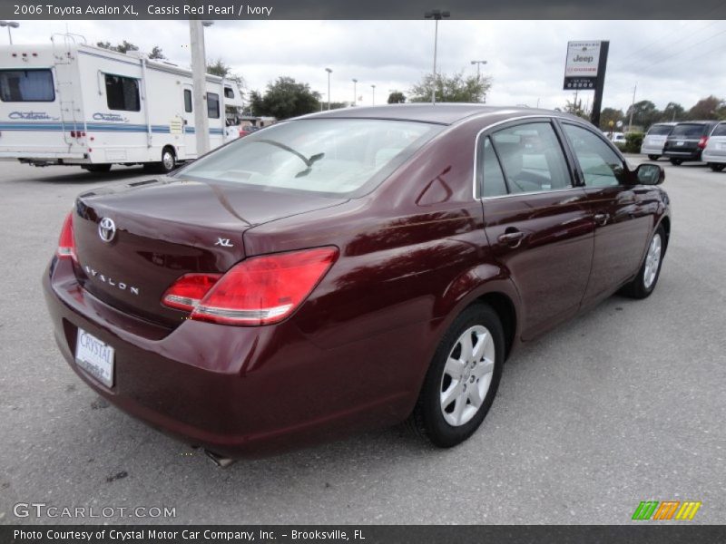 Cassis Red Pearl / Ivory 2006 Toyota Avalon XL