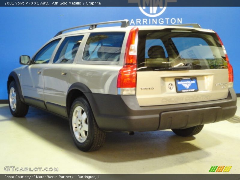 Ash Gold Metallic / Graphite 2001 Volvo V70 XC AWD