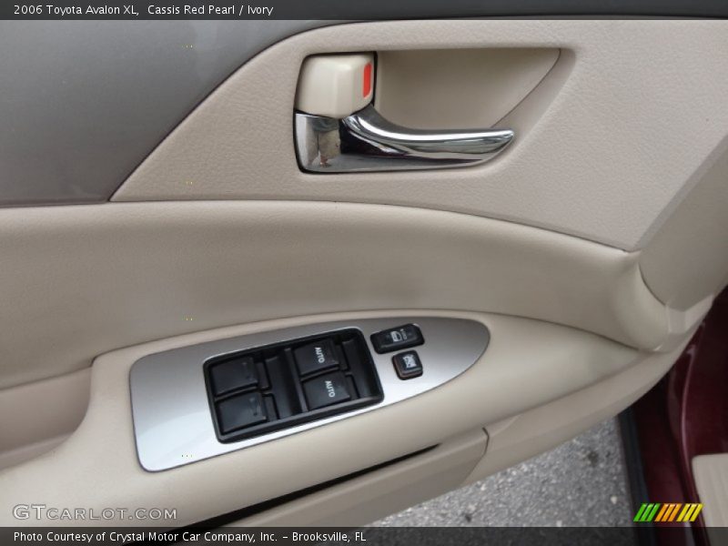 Cassis Red Pearl / Ivory 2006 Toyota Avalon XL