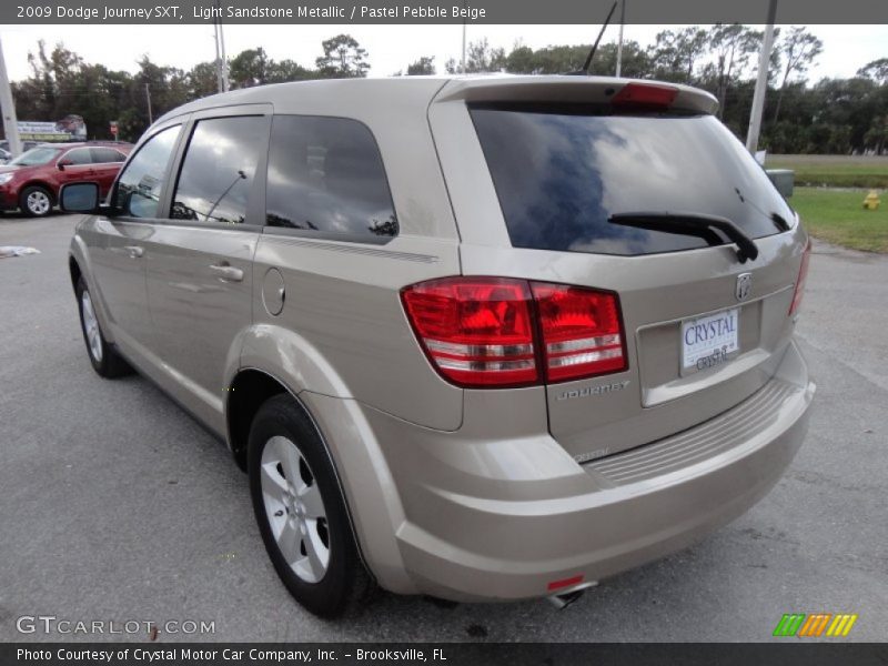 Light Sandstone Metallic / Pastel Pebble Beige 2009 Dodge Journey SXT