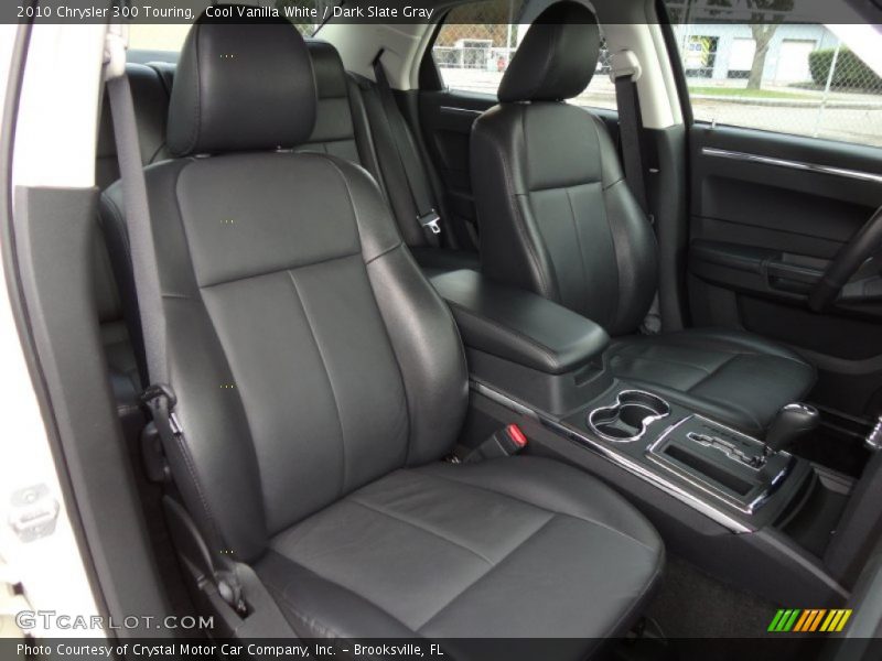 Cool Vanilla White / Dark Slate Gray 2010 Chrysler 300 Touring