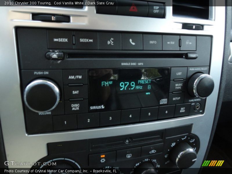 Cool Vanilla White / Dark Slate Gray 2010 Chrysler 300 Touring
