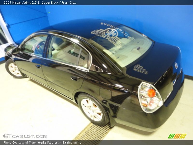 Super Black / Frost Gray 2005 Nissan Altima 2.5 S