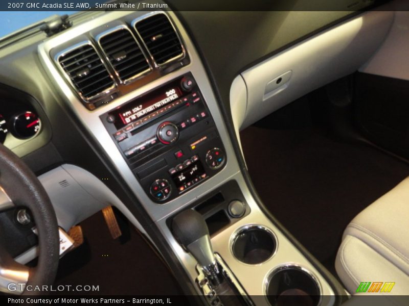 Summit White / Titanium 2007 GMC Acadia SLE AWD