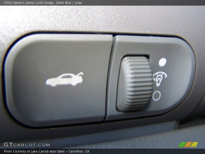 Silver Blue / Gray 2002 Saturn L Series L200 Sedan