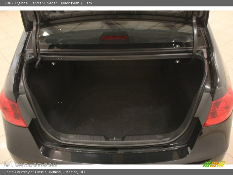 Black Pearl / Black 2007 Hyundai Elantra SE Sedan