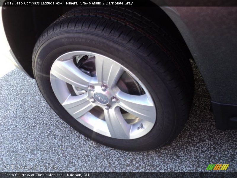 Mineral Gray Metallic / Dark Slate Gray 2012 Jeep Compass Latitude 4x4