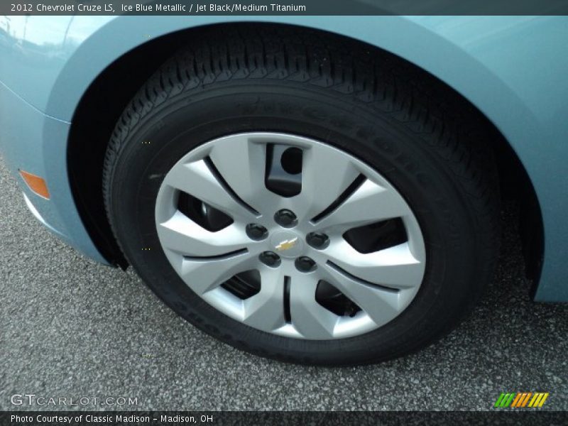 Ice Blue Metallic / Jet Black/Medium Titanium 2012 Chevrolet Cruze LS