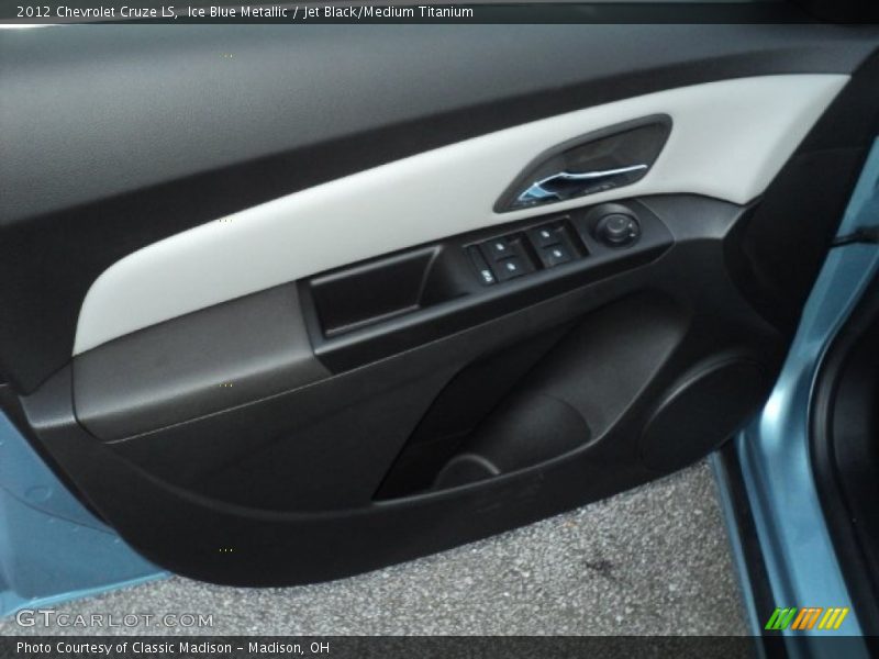 Ice Blue Metallic / Jet Black/Medium Titanium 2012 Chevrolet Cruze LS