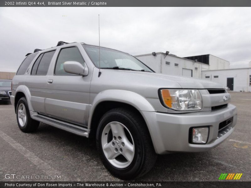 Brilliant Silver Metallic / Graphite 2002 Infiniti QX4 4x4