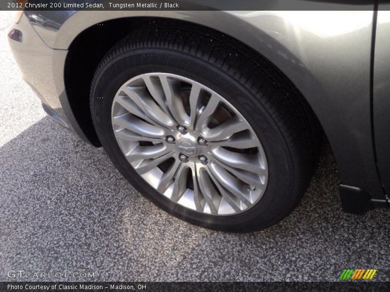 Tungsten Metallic / Black 2012 Chrysler 200 Limited Sedan