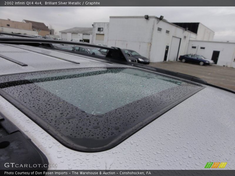 Brilliant Silver Metallic / Graphite 2002 Infiniti QX4 4x4