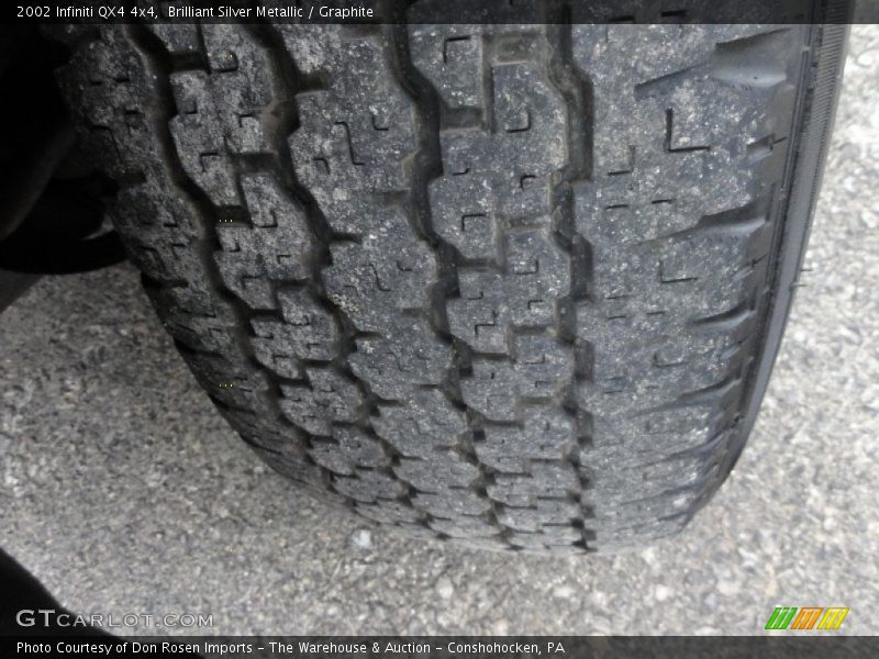 Brilliant Silver Metallic / Graphite 2002 Infiniti QX4 4x4