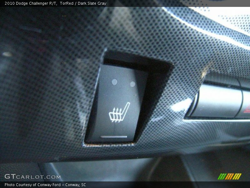 TorRed / Dark Slate Gray 2010 Dodge Challenger R/T