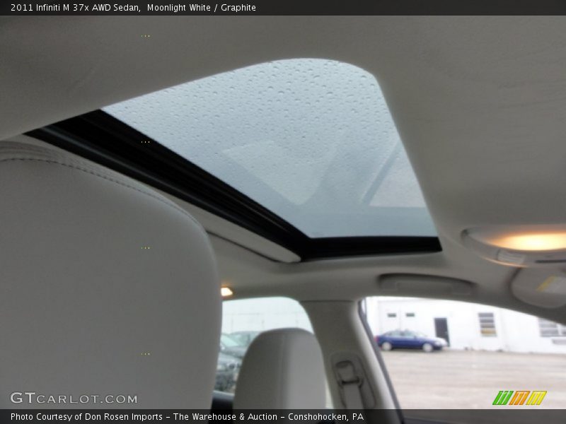 Moonlight White / Graphite 2011 Infiniti M 37x AWD Sedan