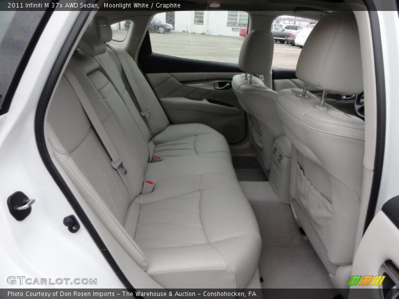  2011 M 37x AWD Sedan Graphite Interior