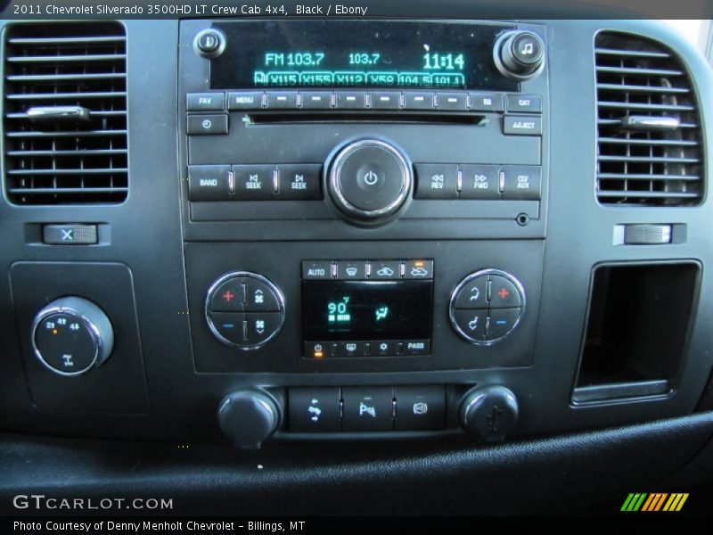 Controls of 2011 Silverado 3500HD LT Crew Cab 4x4