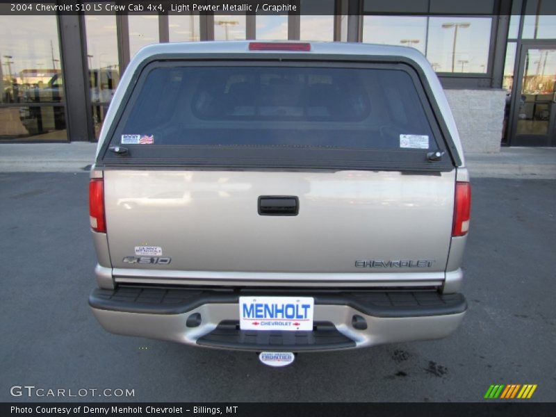 Light Pewter Metallic / Graphite 2004 Chevrolet S10 LS Crew Cab 4x4