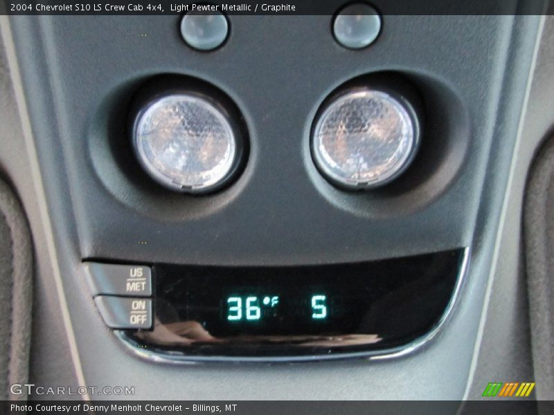 Light Pewter Metallic / Graphite 2004 Chevrolet S10 LS Crew Cab 4x4