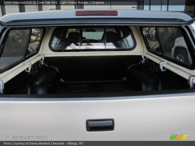 Light Pewter Metallic / Graphite 2004 Chevrolet S10 LS Crew Cab 4x4