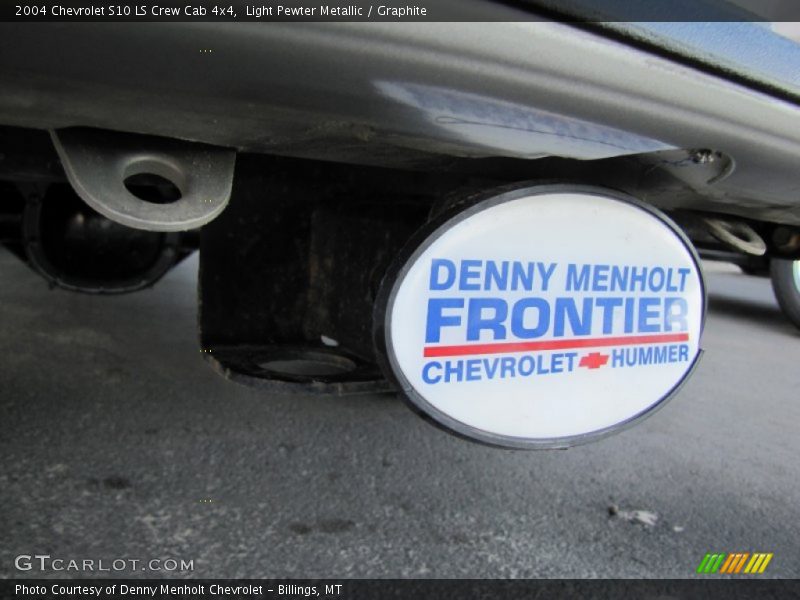 Light Pewter Metallic / Graphite 2004 Chevrolet S10 LS Crew Cab 4x4