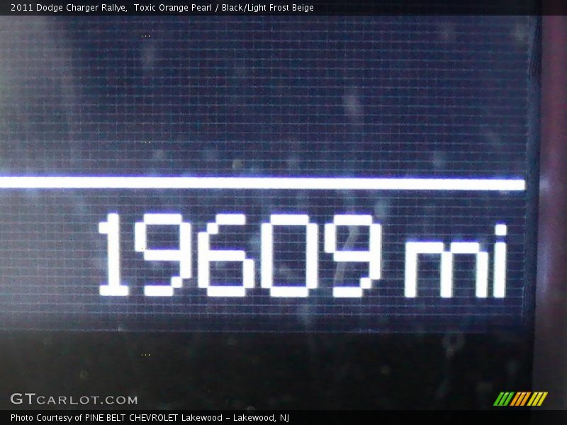 Toxic Orange Pearl / Black/Light Frost Beige 2011 Dodge Charger Rallye