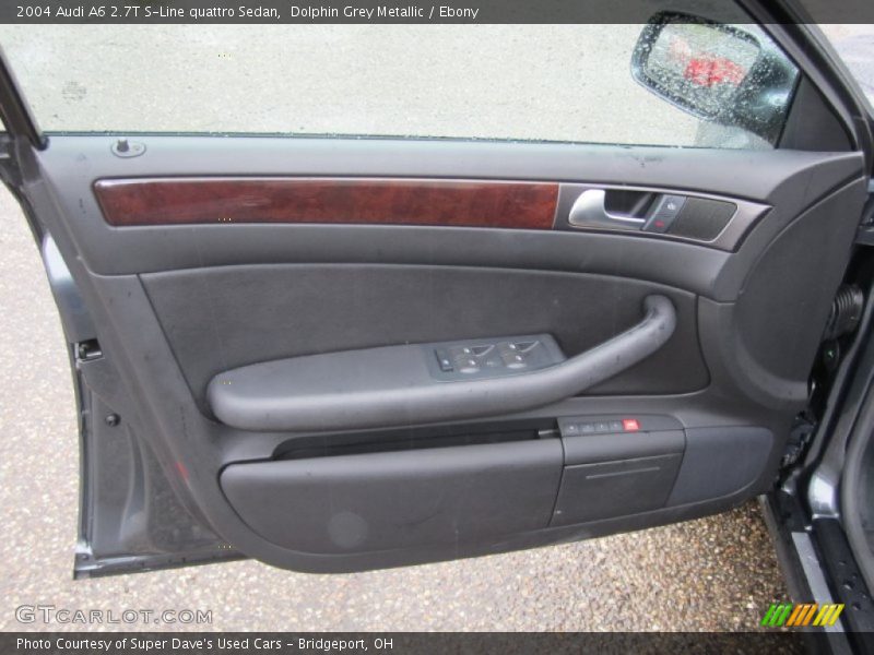 Door Panel of 2004 A6 2.7T S-Line quattro Sedan