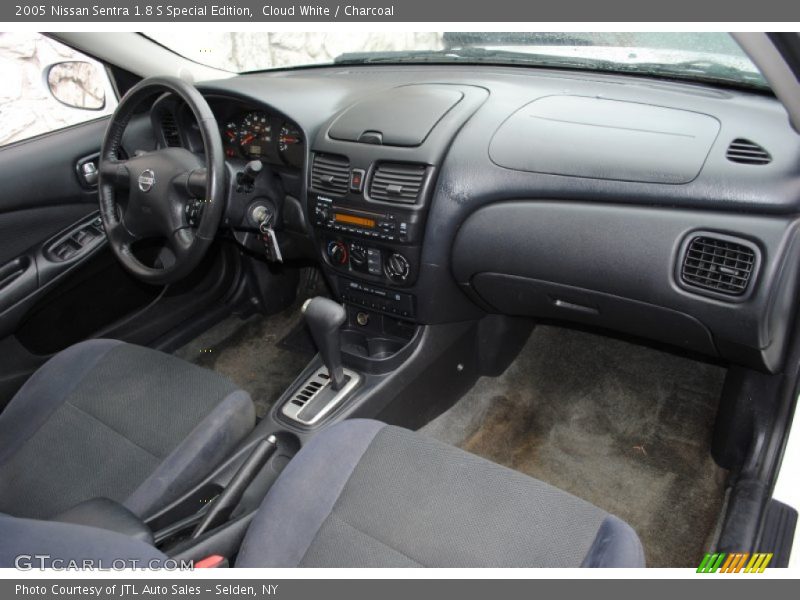 Cloud White / Charcoal 2005 Nissan Sentra 1.8 S Special Edition