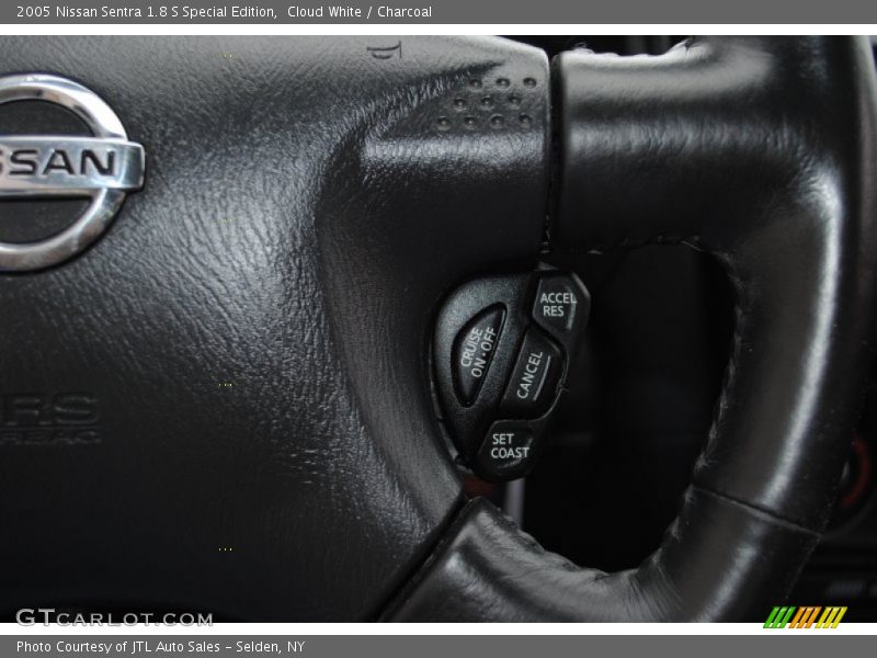Cloud White / Charcoal 2005 Nissan Sentra 1.8 S Special Edition