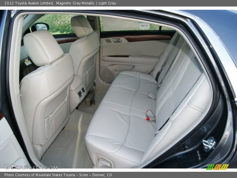 Magnetic Gray Metallic / Light Gray 2012 Toyota Avalon Limited