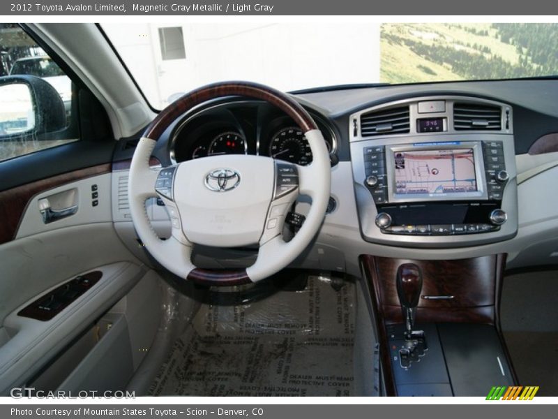Magnetic Gray Metallic / Light Gray 2012 Toyota Avalon Limited