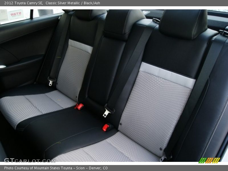 Classic Silver Metallic / Black/Ash 2012 Toyota Camry SE