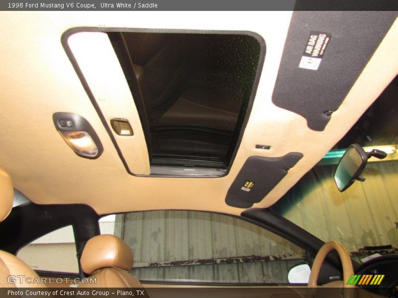 Ultra White / Saddle 1998 Ford Mustang V6 Coupe