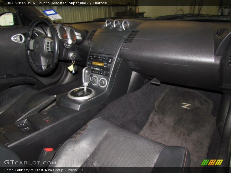 Super Black / Charcoal 2004 Nissan 350Z Touring Roadster