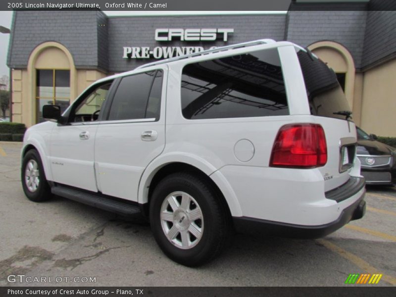 Oxford White / Camel 2005 Lincoln Navigator Ultimate