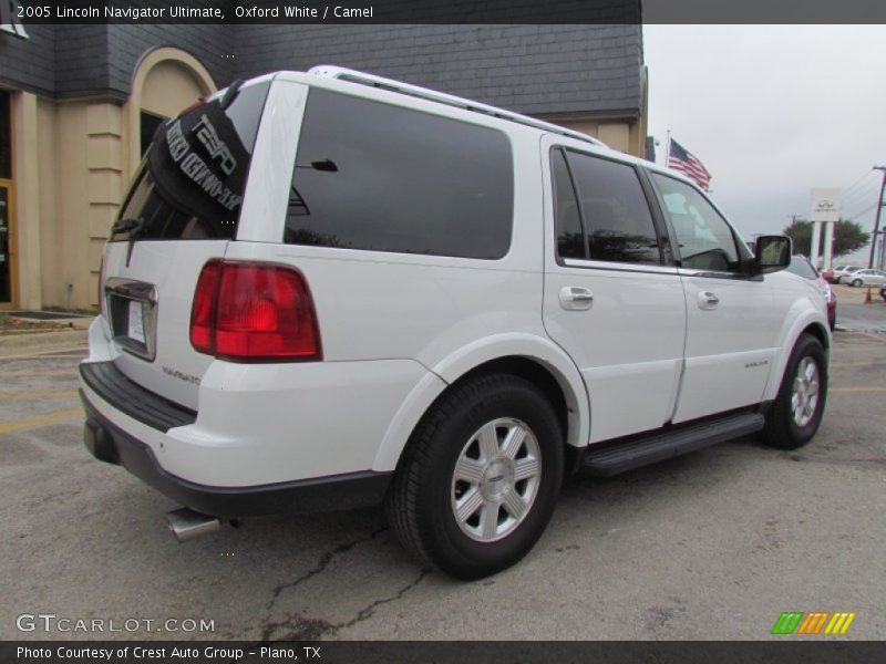 Oxford White / Camel 2005 Lincoln Navigator Ultimate