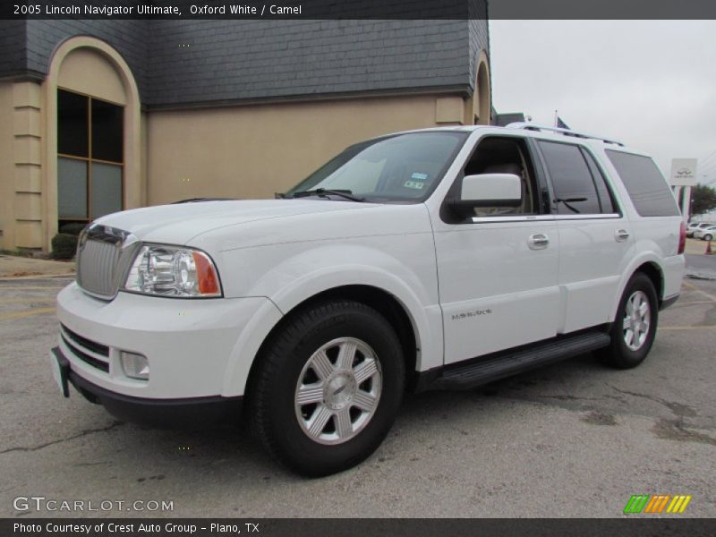 Oxford White / Camel 2005 Lincoln Navigator Ultimate