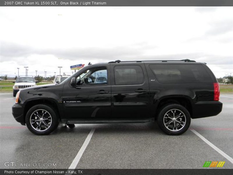 Onyx Black / Light Titanium 2007 GMC Yukon XL 1500 SLT