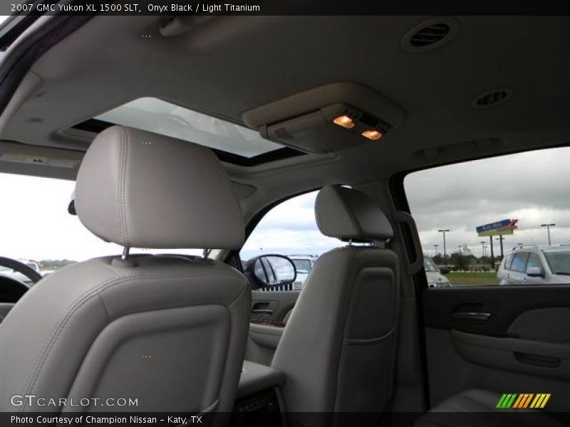 Onyx Black / Light Titanium 2007 GMC Yukon XL 1500 SLT
