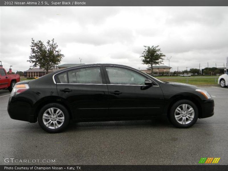 Super Black / Blonde 2012 Nissan Altima 2.5 SL