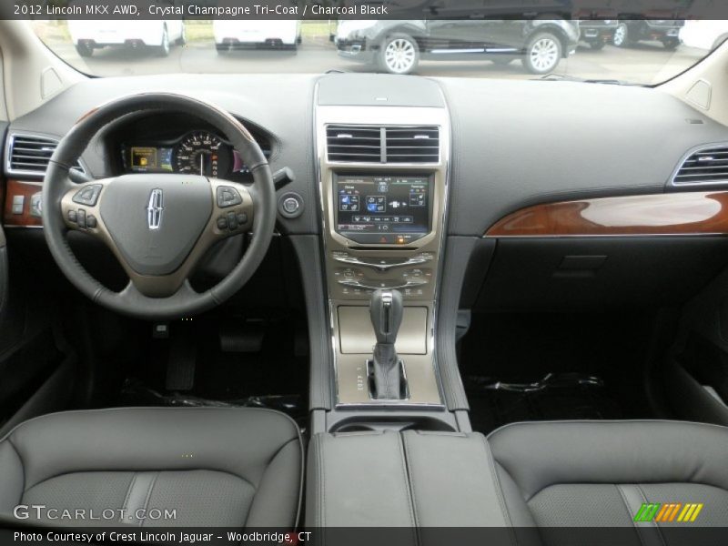 Dashboard of 2012 MKX AWD