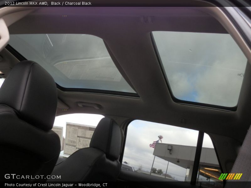 Sunroof of 2012 MKX AWD