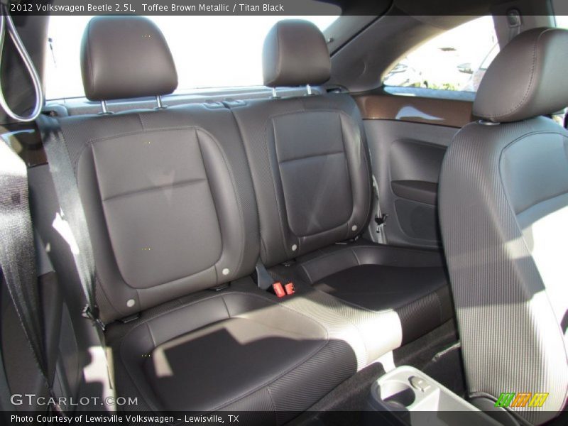  2012 Beetle 2.5L Titan Black Interior