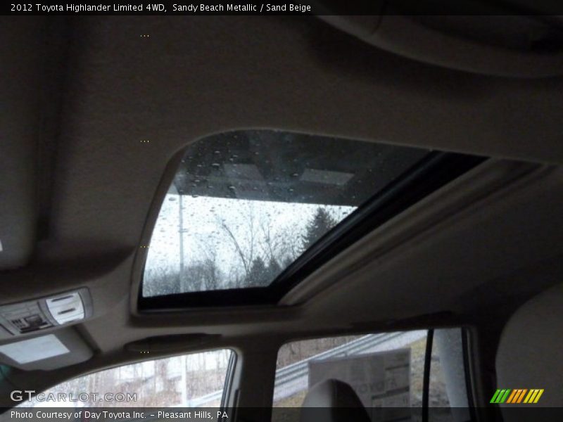 Sandy Beach Metallic / Sand Beige 2012 Toyota Highlander Limited 4WD