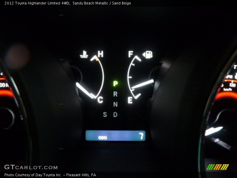 Sandy Beach Metallic / Sand Beige 2012 Toyota Highlander Limited 4WD