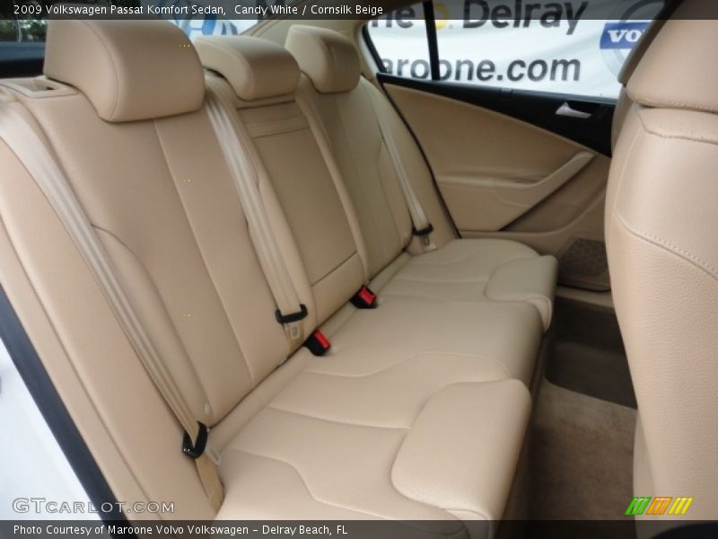 Candy White / Cornsilk Beige 2009 Volkswagen Passat Komfort Sedan