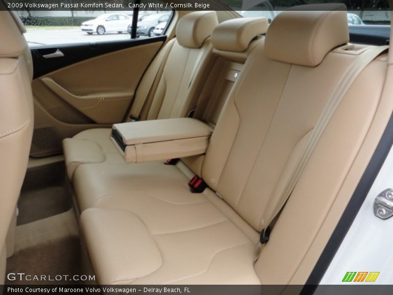 Candy White / Cornsilk Beige 2009 Volkswagen Passat Komfort Sedan