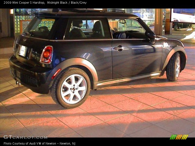 Midnight Black / Black/Grey 2009 Mini Cooper S Hardtop