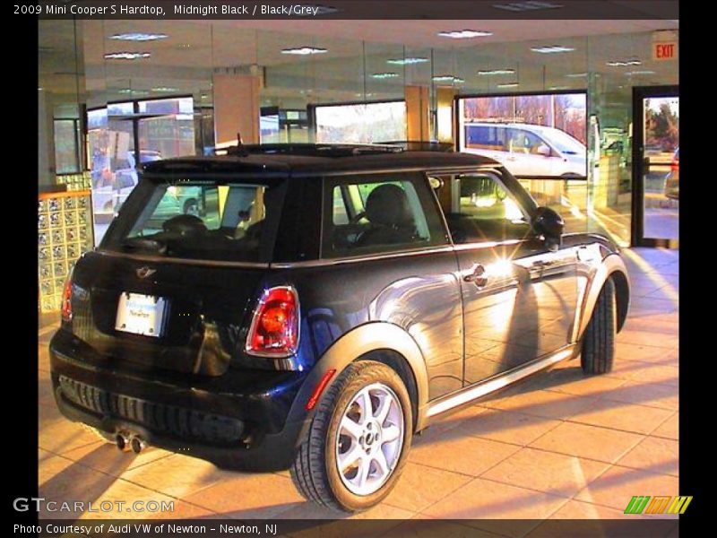 Midnight Black / Black/Grey 2009 Mini Cooper S Hardtop