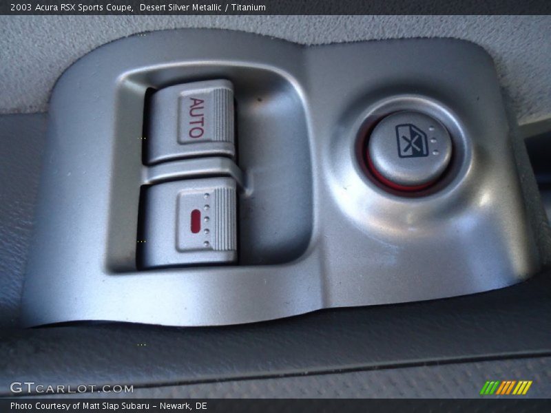 Desert Silver Metallic / Titanium 2003 Acura RSX Sports Coupe